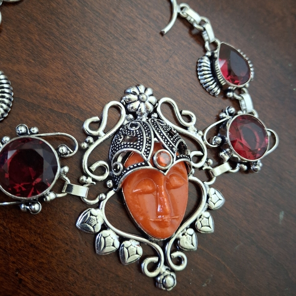 New Carved Red Goddess Face Garnet 925 Silver Bracelet. - Picture 10 of 16